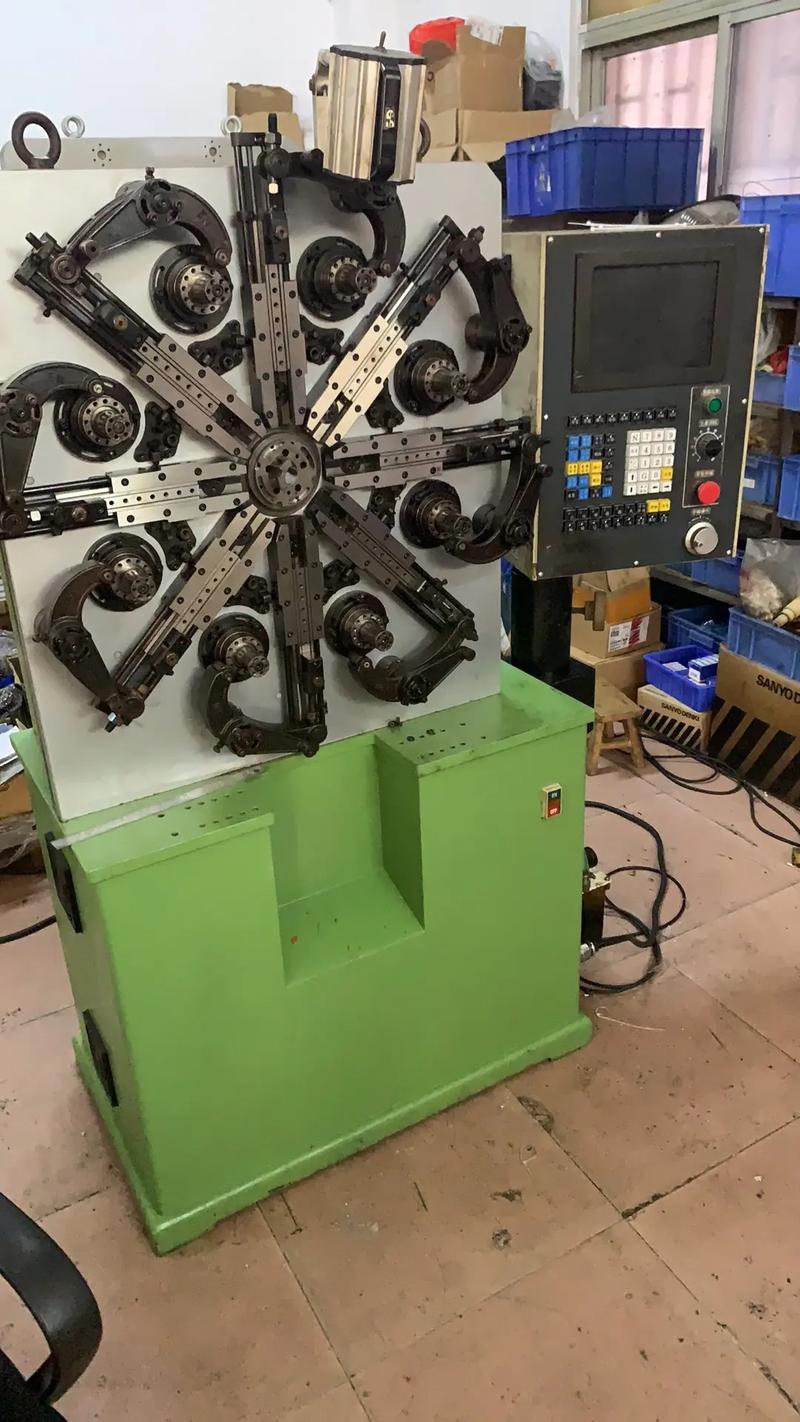 數(shù)控彈簧機(jī)廠家，數(shù)控彈簧機(jī)操作規(guī)程